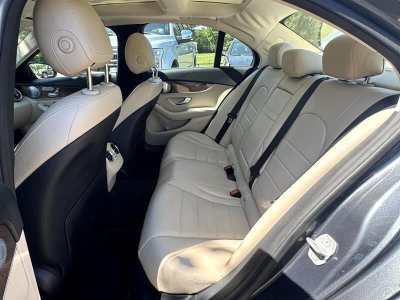 Mercedes-Benz C-Class C300 4D Sport Sedan 4M 2015 Mercedes-Benz C-Class C300 4D Sport Sedan 4M 2015