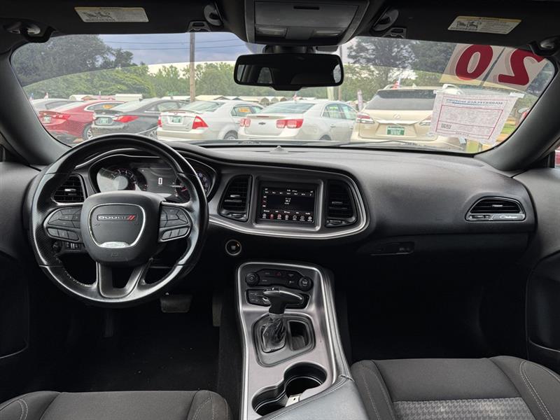 Dodge Challenger SXT 2020