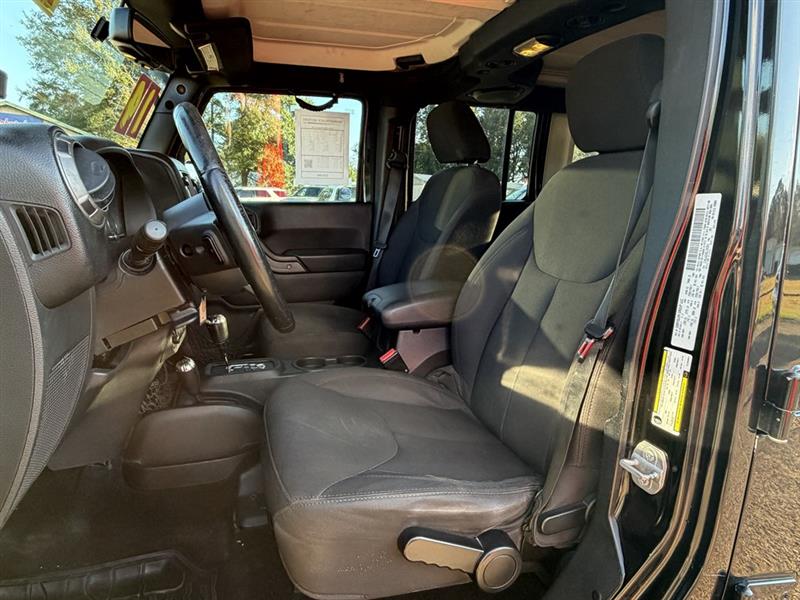 Jeep Wrangler Unlimited Sport 4WD 2014