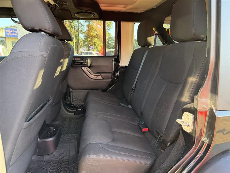 Jeep Wrangler Unlimited Sport 4WD 2014