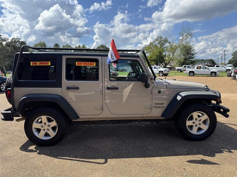 Jeep Wrangler Unlimited Sport 4WD 2016