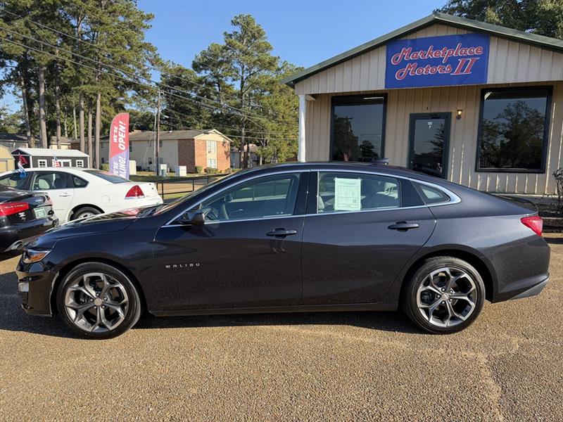 2023 Chevrolet Malibu 1LT's photo