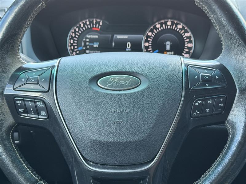 Ford Explorer Platinum AWD 2017 Ford Explorer Platinum AWD 2017