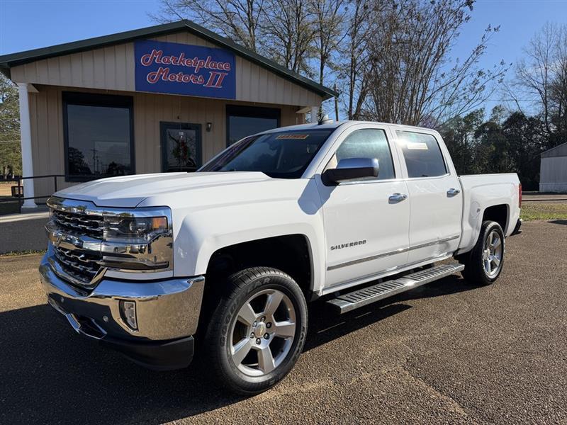 2016 Chevrolet Silverado 1500 LTZ Crew Cab 2WD