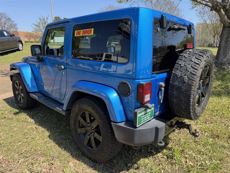 Jeep Wrangler Sahara 4WD 2014