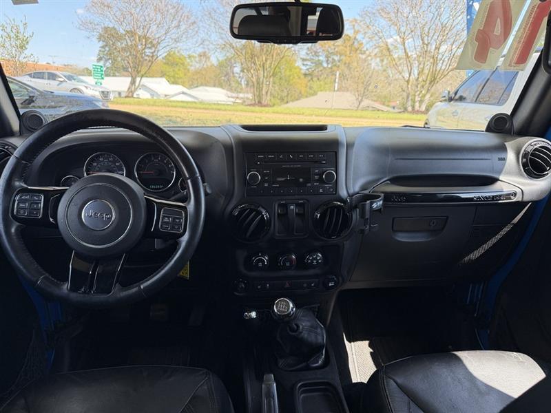 Jeep Wrangler Sahara 4WD 2014