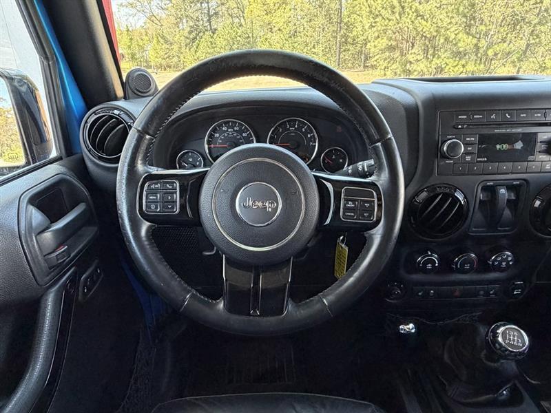 Jeep Wrangler Sahara 4WD 2014