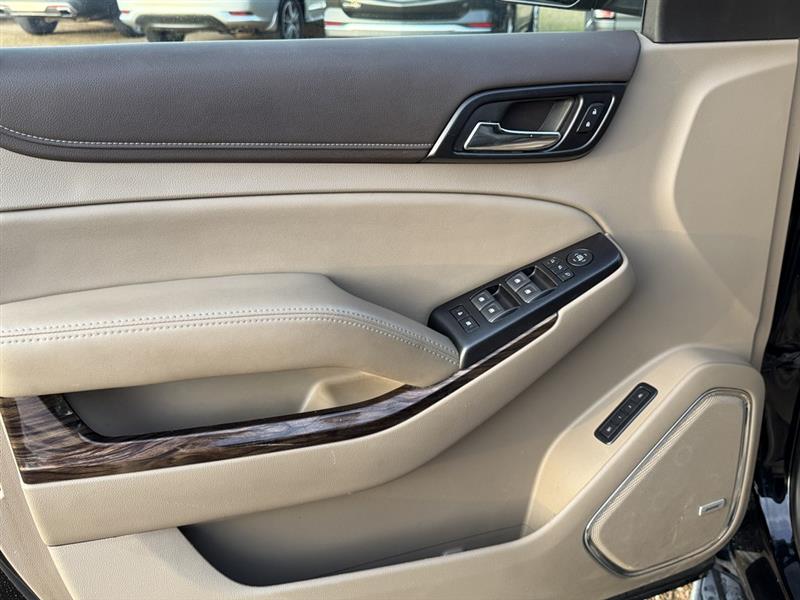 GMC Yukon XL SLT-2 1/2 Ton 2WD 2019