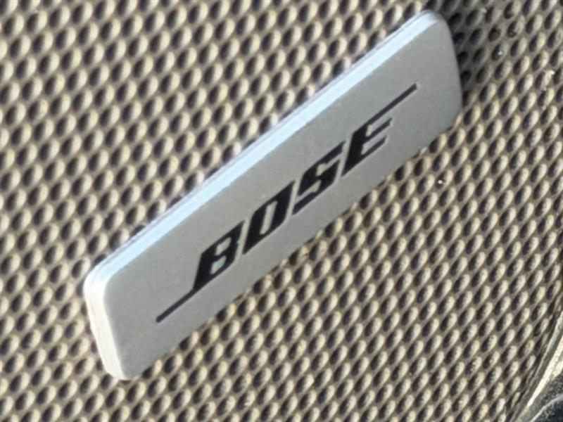 GMC Yukon XL SLT-2 1/2 Ton 2WD 2019