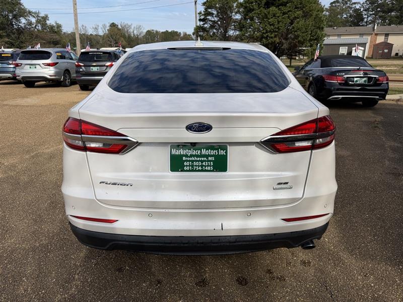 Ford Fusion SE 2019
