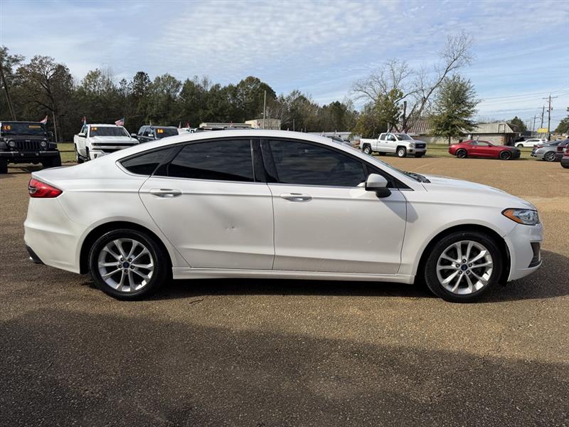 Ford Fusion SE 2019