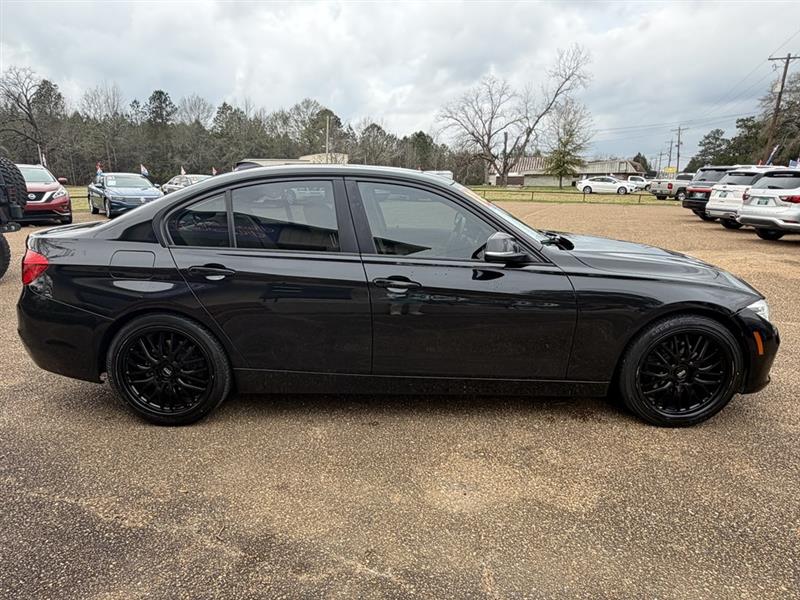 BMW 3-Series 320i Sedan 2018