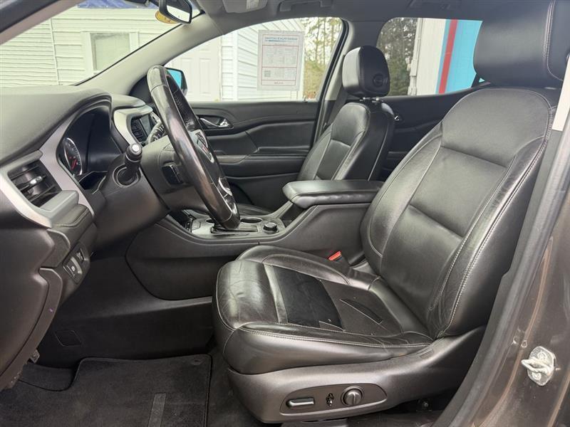 GMC Acadia SLT-1 FWD 2019