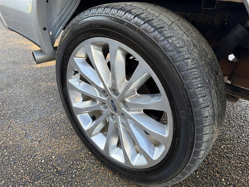 Ford F-150 Platinum SuperCrew 6.5-ft. Bed 4WD 2015