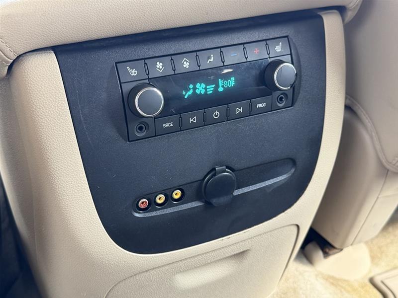 Chevrolet Tahoe LTZ 4WD 2013