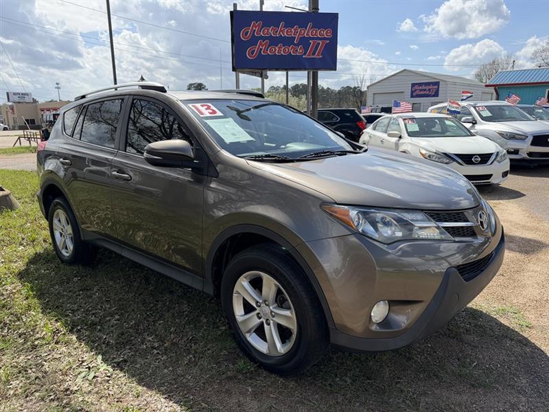 2013 Toyota RAV4 XLE FWD