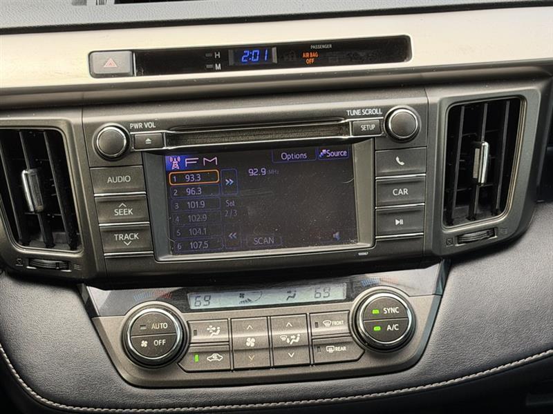 Toyota RAV4 XLE FWD 2013