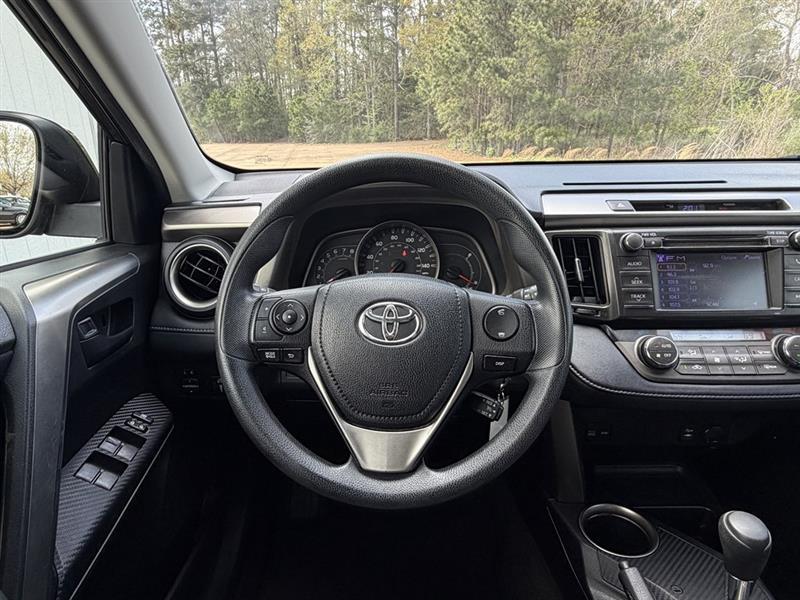 Toyota RAV4 XLE FWD 2013