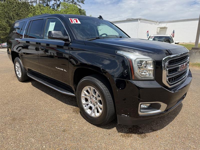 GMC Yukon XL SLT 2WD 2017