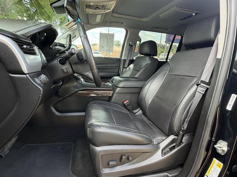 GMC Yukon XL SLT 2WD 2017