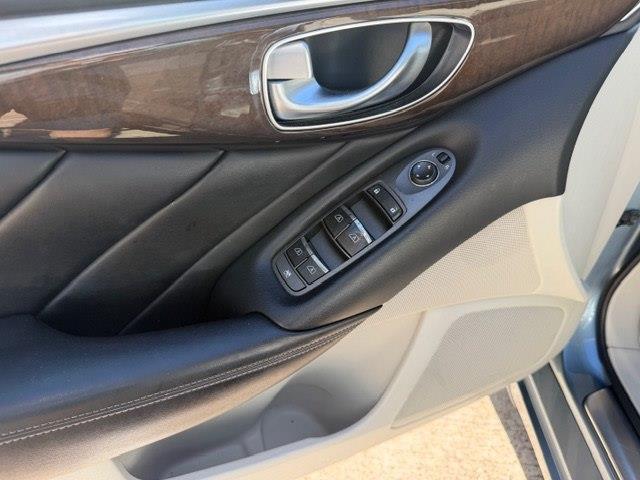 Infiniti Q50 3.0t LUXE 2019