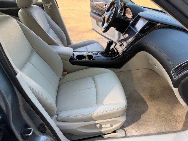 Infiniti Q50 3.0t LUXE 2019