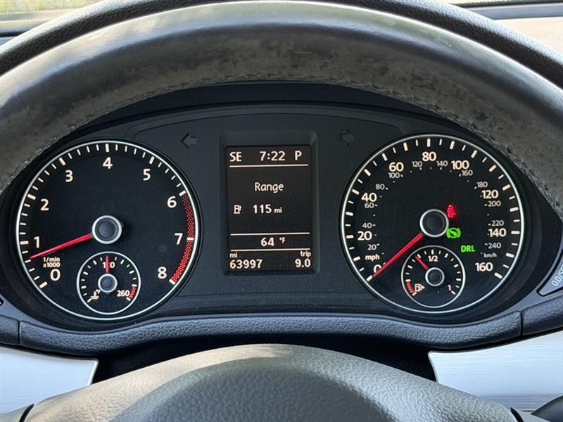 Volkswagen Passat 2.5L SE MT 2013