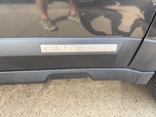 Subaru Outback 2.5i Limited 2012