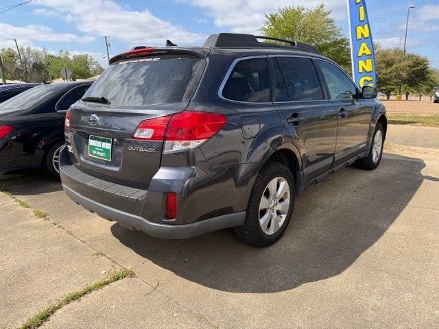 Subaru Outback 2.5i Limited 2012