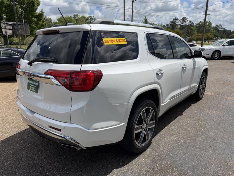 GMC Acadia Denali 2017