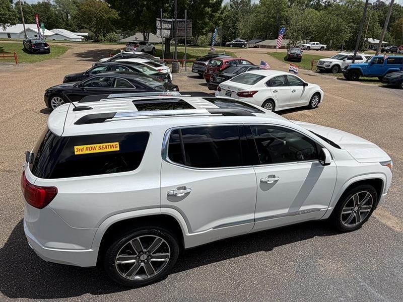 GMC Acadia Denali 2017