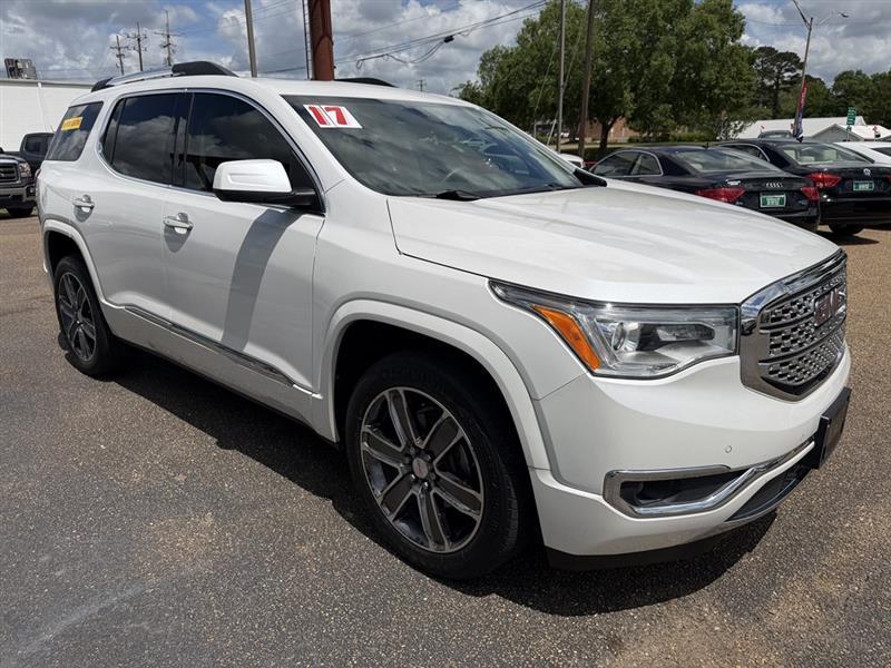 GMC Acadia Denali 2017