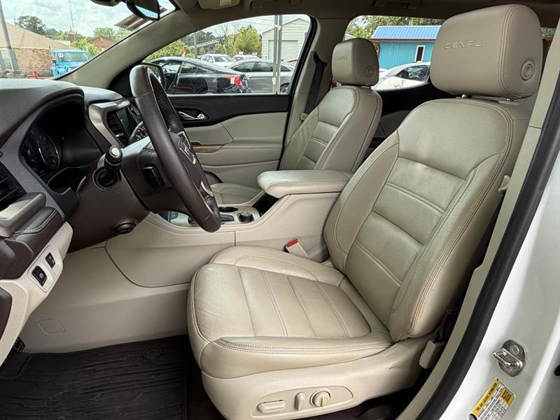 GMC Acadia Denali 2017