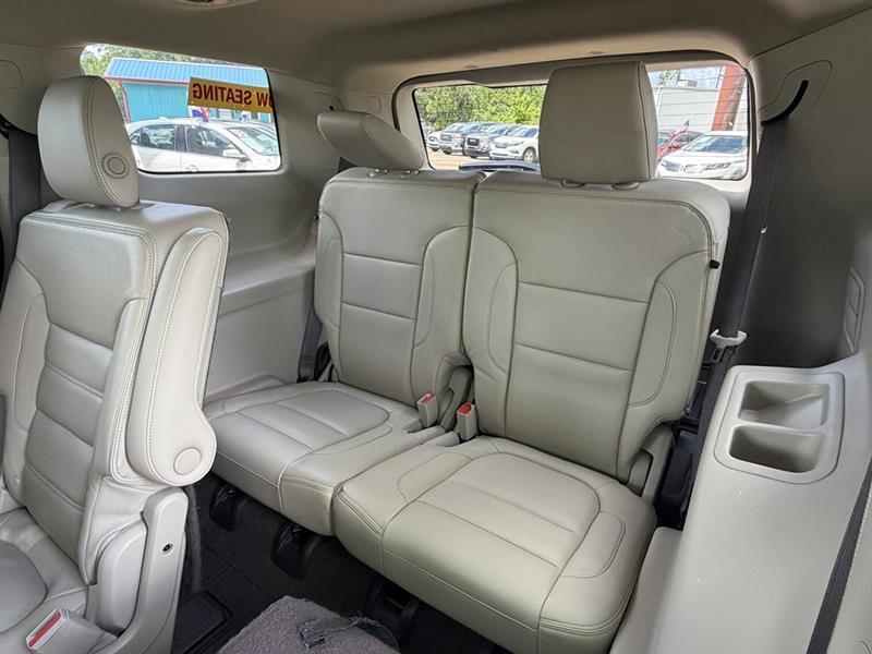 GMC Acadia Denali 2017