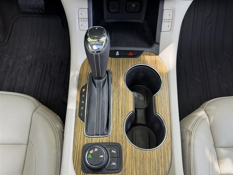 GMC Acadia Denali 2017