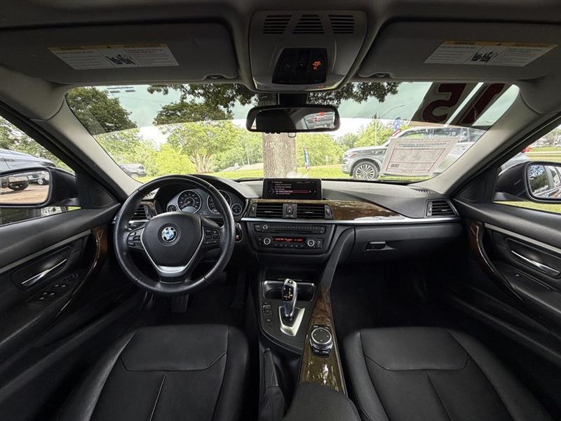BMW 3-Series 328i Sedan 2015