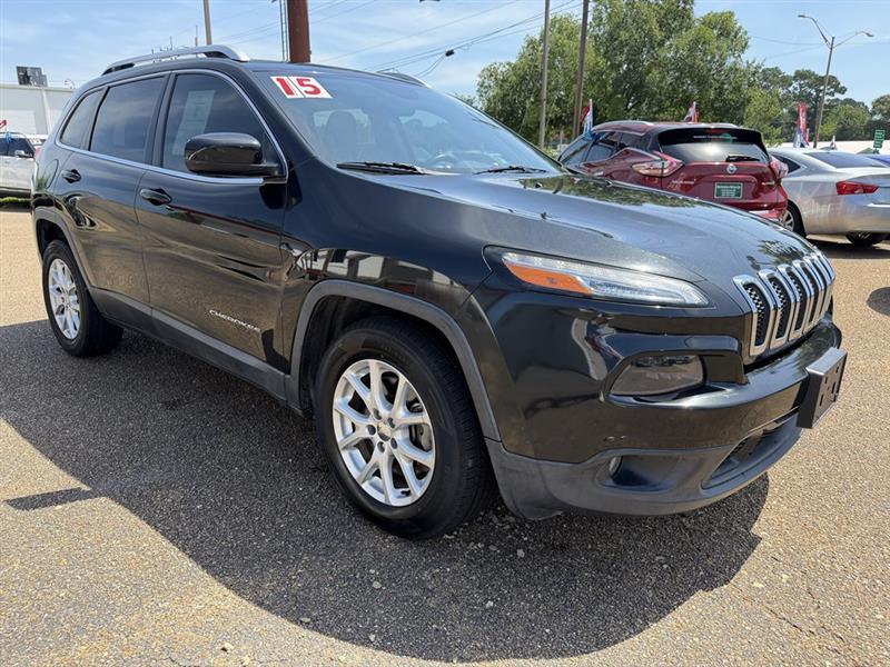 Jeep Cherokee Latitude FWD 2015