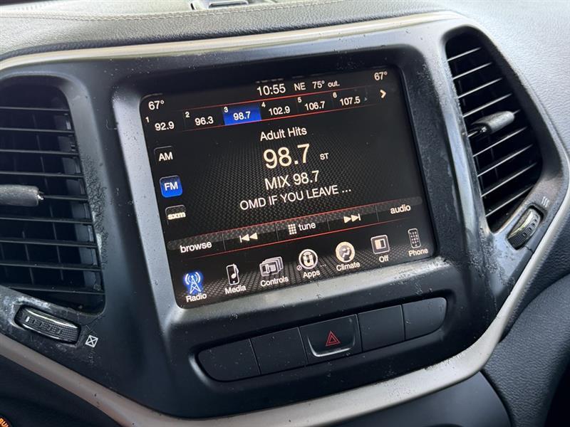 Jeep Cherokee Latitude FWD 2015