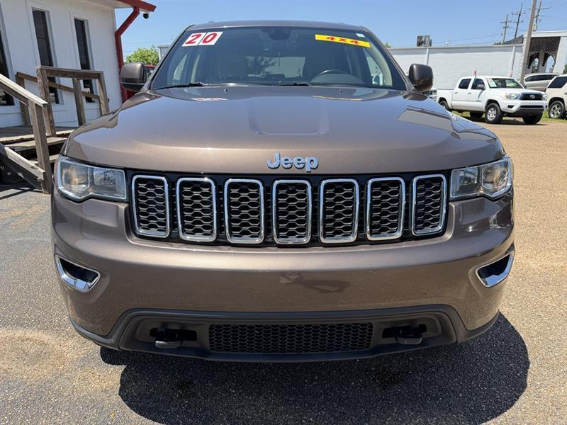 Jeep Grand Cherokee Laredo 4WD 2020