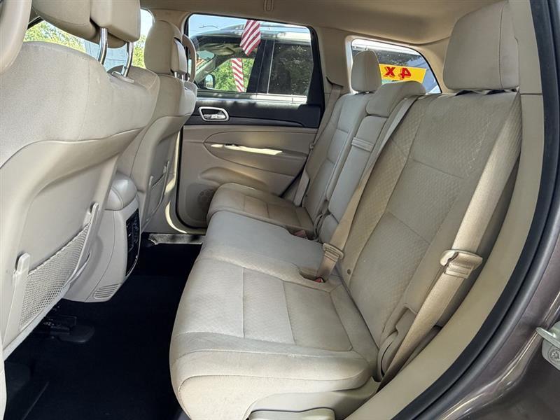 Jeep Grand Cherokee Laredo 4WD 2020