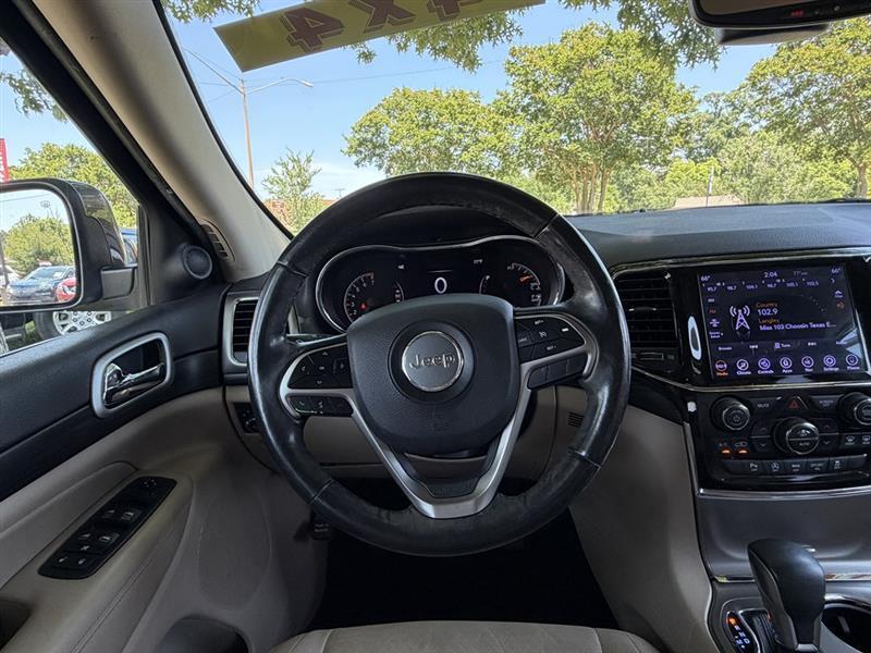 Jeep Grand Cherokee Laredo 4WD 2020