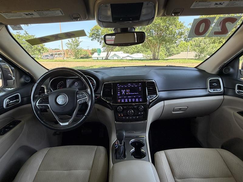 Jeep Grand Cherokee Laredo 4WD 2020