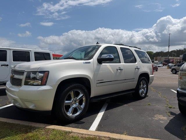 Chevrolet Tahoe LTZ 2WD 2012
