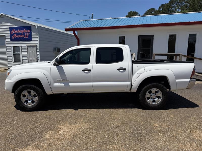 Toyota Tacoma PreRunner Double Cab Auto 2WD 2013