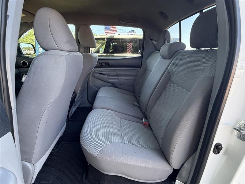 Toyota Tacoma PreRunner Double Cab Auto 2WD 2013