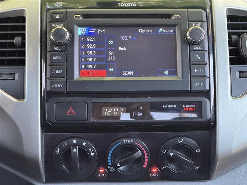 Toyota Tacoma PreRunner Double Cab Auto 2WD 2013