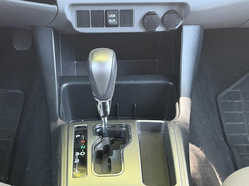 Toyota Tacoma PreRunner Double Cab Auto 2WD 2013