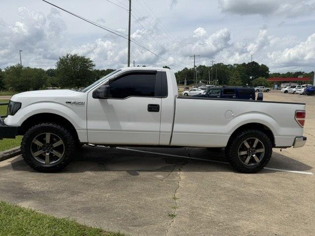 2014 Ford F-150 XL Regular Cab 126-in's photo