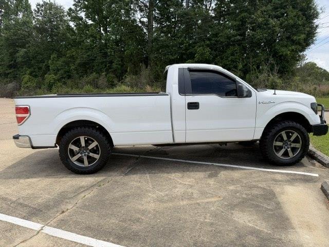 Ford F-150 XL 8-ft. Bed 2WD 2014