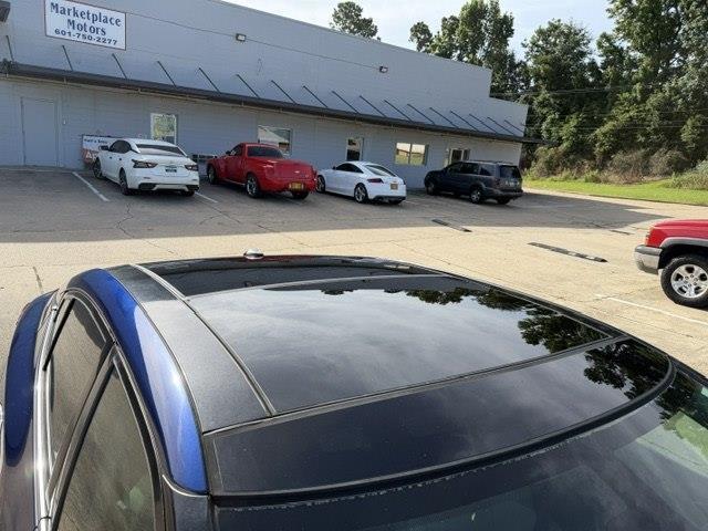 Nissan Maxima 4dr Sdn 3.5 Platinum 2017